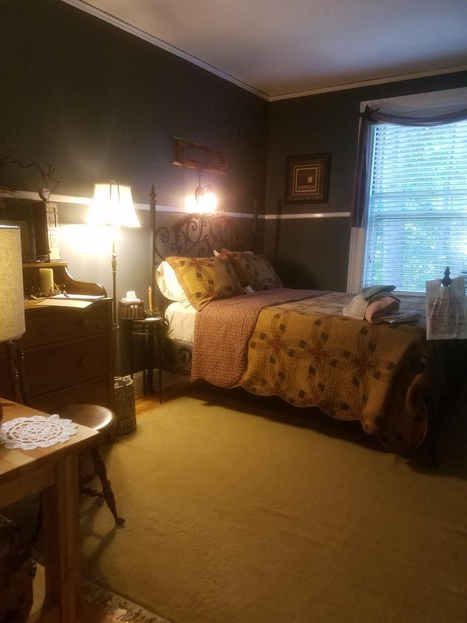 The Perkins House Bed & Breakfast Cornish Ngoại thất bức ảnh