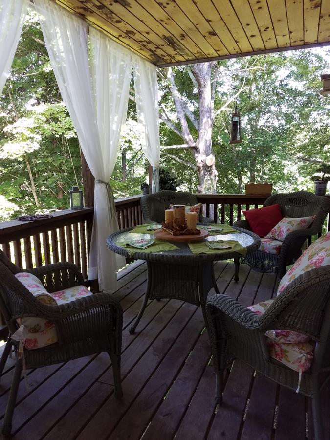 The Perkins House Bed & Breakfast Cornish Ngoại thất bức ảnh